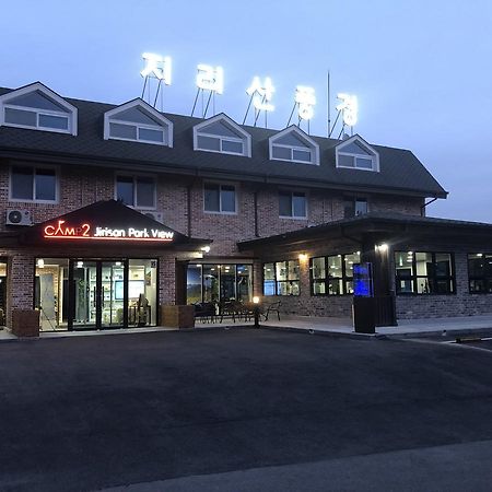 Отель Camp Jirisan Parkview Gurye Экстерьер фото
