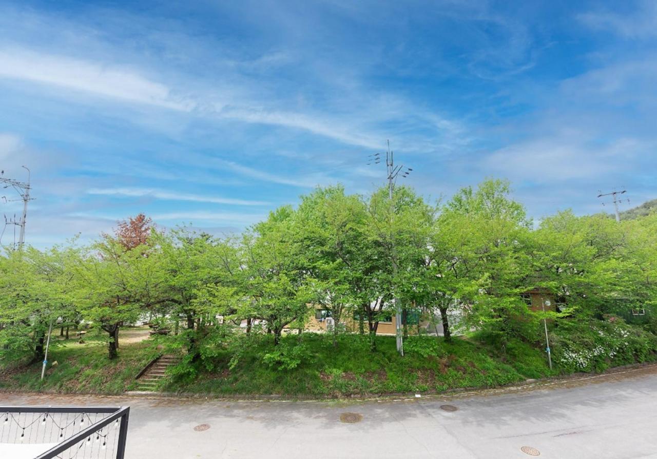 Отель Camp Jirisan Parkview Gurye Экстерьер фото